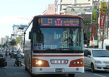 Taipei Bus 345-FU 20101111.jpg