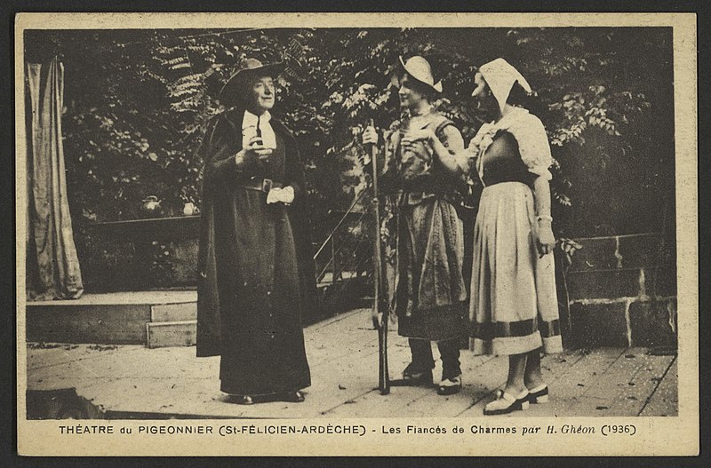 File:Théâtre du Pigeonnier (St-Félicien-Ardèche) - Les Fiancés de Charmes par H. Ghéon (1936) (34441849931).jpg