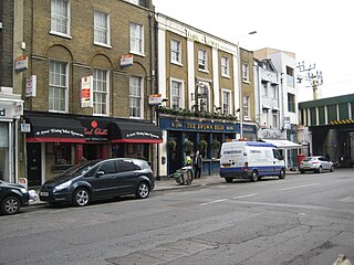 <span class="mw-page-title-main">Brown Bear, Whitechapel</span> Pub in Whitechapel, London