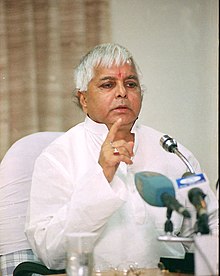 Minister Kolei Związkowych, Shri Lalu Prasad, zwraca się do mediów, aby ogłosić sprawę polityczną w New Delhi w dniu 12 września 2004 r.jpg