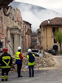 The aftermath of the 2009 L'Aquila earthquake (8946926748).jpg