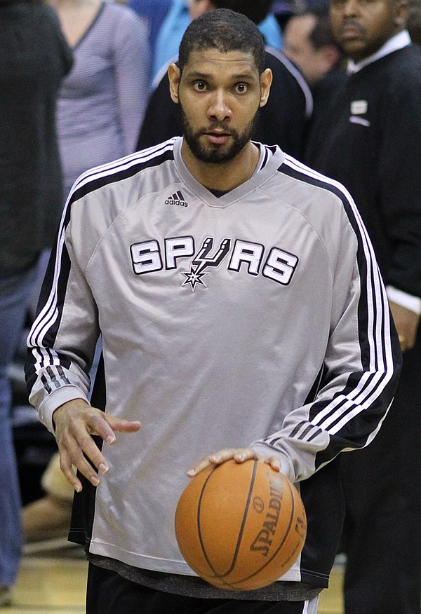 Tim Duncan led the San Antonio Spurs to five NBA championships between 1999 and 2014.