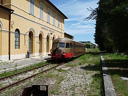 Torrenieri station.jpg Montalcino