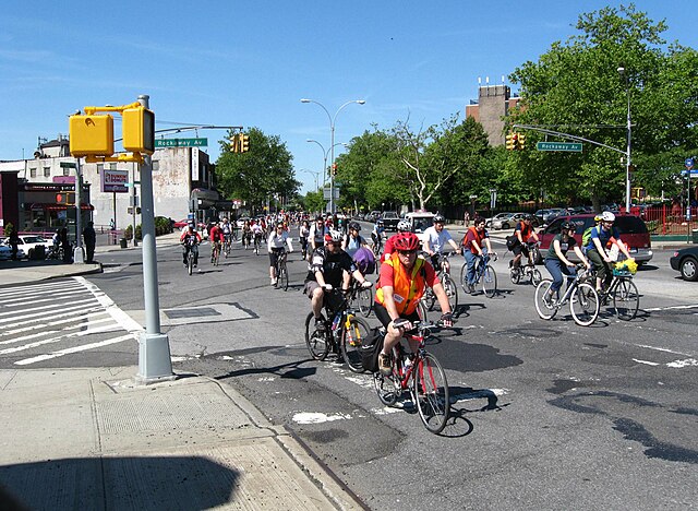 Bicyclists on Eastern Parkway near Rockaway Avenue in 2008
