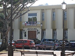 Balai kota di Dorado barrio-pueblo