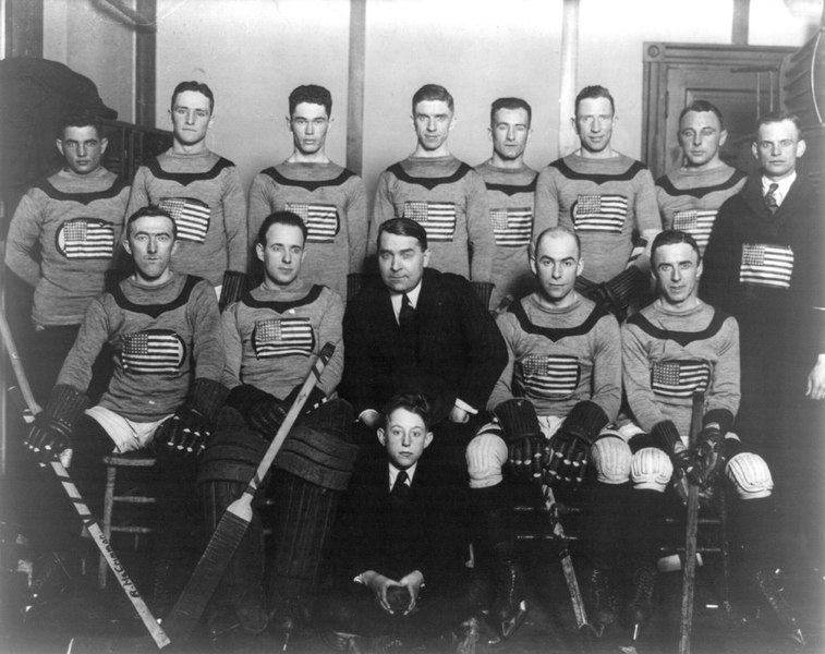 File:USAMensIceHockeyTeam1920.tif