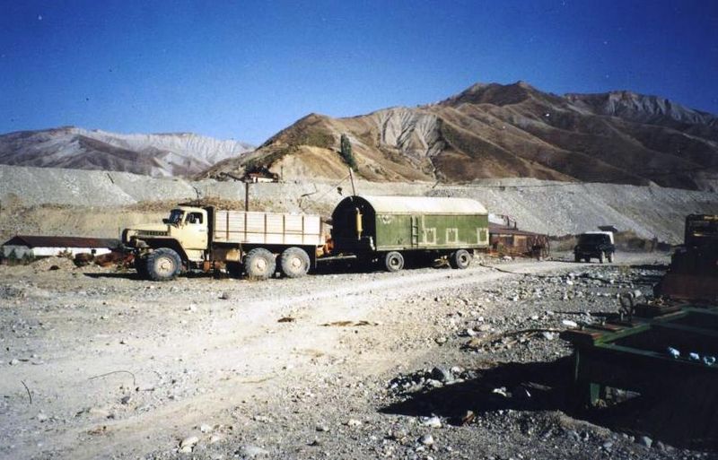 File:Ural-4320 truck towing a mobile generator in Tajikistan.jpg