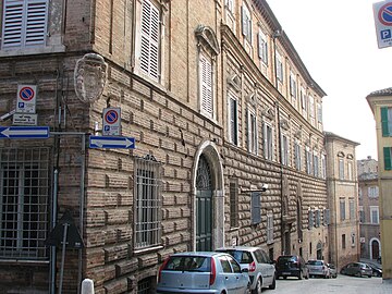Palais Ricci.