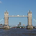 Londra Köprüsü'nden görünümü