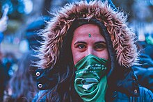 Supporter of legalized abortion at a rally in Parana, Argentina. Argentina had restrictive laws until 2021. Vigilia por la votacion de la Ley de Interrupcion Voluntaria del Embarazo en Parana 24.jpg