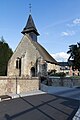 Vue ouest de l'église Saint-Melaine (Pont-l'Évêque, Calvados, France).jpg