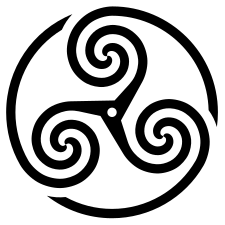 File:Wheeled-Triskelion-basic.svg