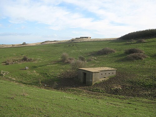 World War II Bunker on Round Down - geograph.org.uk - 2290526.jpg