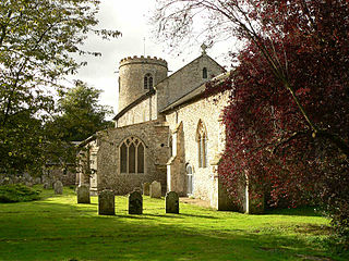 <span class="mw-page-title-main">Yaxham</span> Human settlement in England