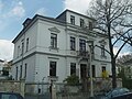 Villa mit Einfriedung