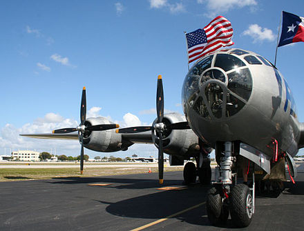 Б29. Б-29 бомбардировщик. Самолет b-29 Superfortress. Суперкрепость б-29. Бомбардировщик б-29 летающая крепость.