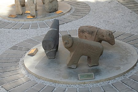 "Ram-shaped gravestones" in Bazar Square.JPG