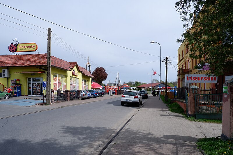 File:Łęknica, ulica Graniczna.jpg