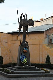 Пам'ятник Буковинському Куреню на вулиці Руській.jpg