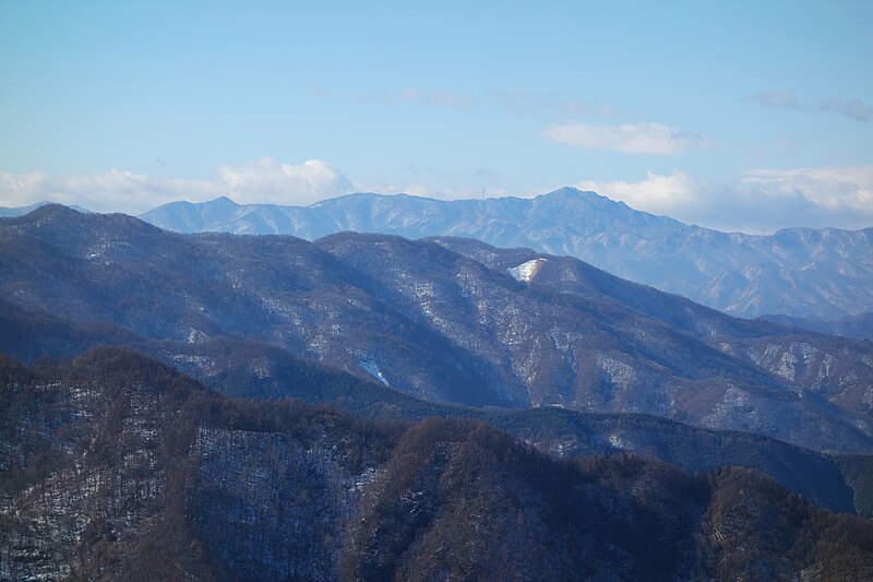 File:稲含山からの御座山.jpg