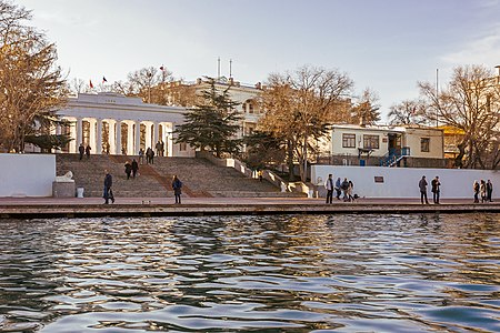 Lenin (huyện)