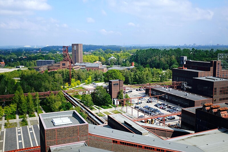 File:1417 zeche zollverein.JPG