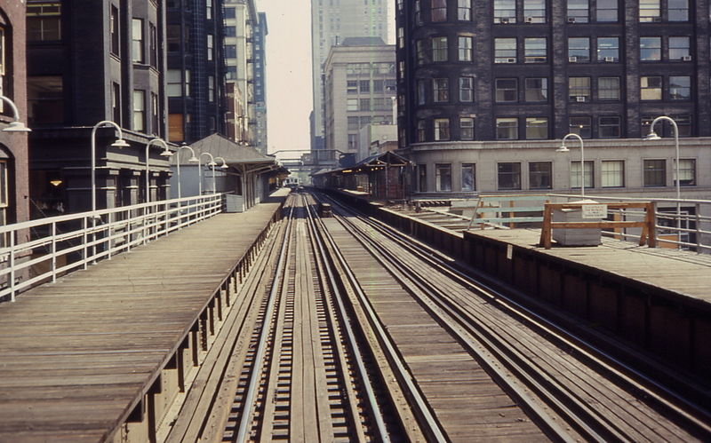 File:19680911 13 CTA Loop L @ Dearborn & Van Buren.jpg