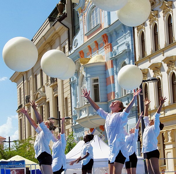 File:20.7.16 Eurogym 2016 Ceske Budejovice Lannova Trida 151 (28187436600).jpg