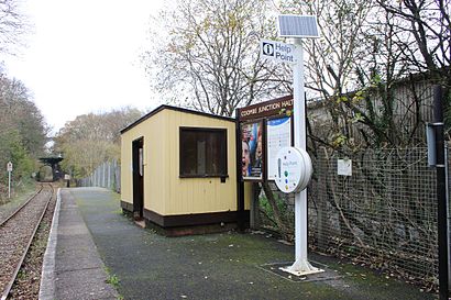 How to get to Coombe Junction Halt with public transport- About the place