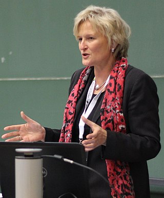 <span class="mw-page-title-main">Simone Lässig</span> German professor (born 1964)