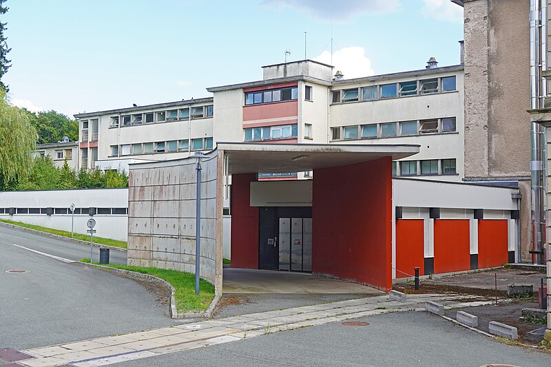 File:2023-07 - Hôpital de Luxeuil-les-Bains - 074.jpg