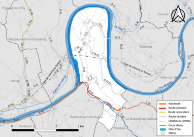 Carte en couleur présentant le réseau hydrographique de la commune