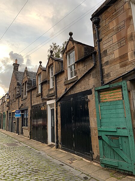 File:6 Thirlestane Lane Mews.jpg