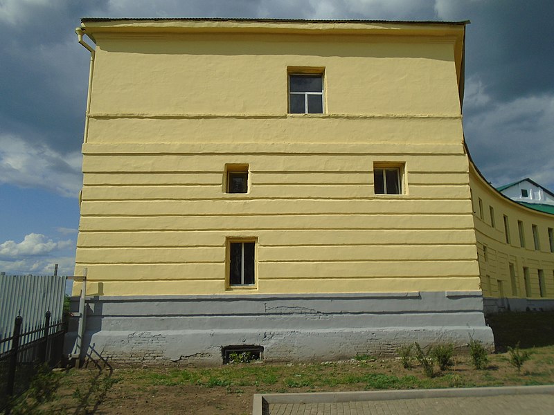 File:Abbot building, Kazansky Bogoroditsky Monastery (2021-07-26) 24.jpg