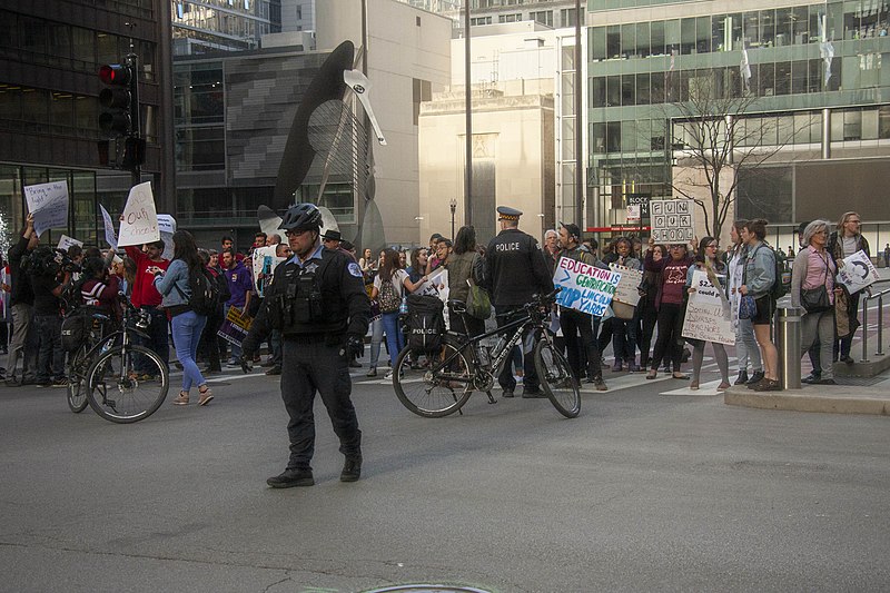 File:Activists Protest Lincoln Yards Development Chicago Illinois 4-9-19 20190409 0069 (46860632914).jpg