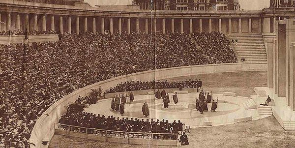 Performance of a Greek tragedy during the stadium's dedication on May 29, 1915