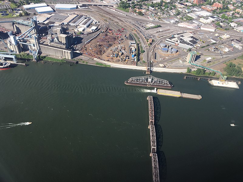 File:Aerial view of Burlington railroad bridge.jpg