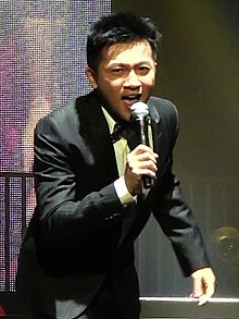 Su performing in Las Vegas, USA, 2012.