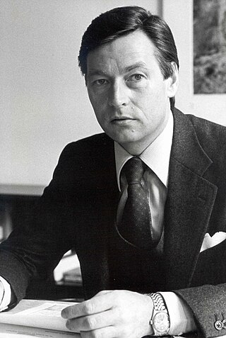 <span class="mw-page-title-main">Alfred Herrhausen</span> German banker (1930–1989)