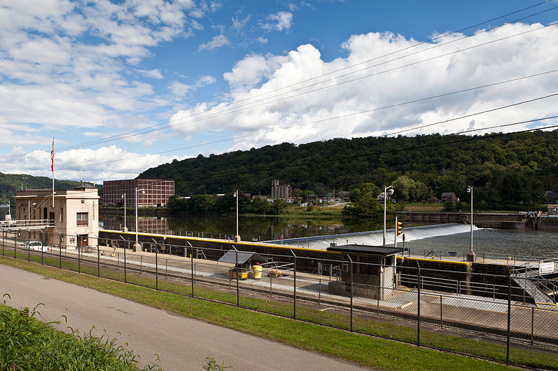 File:Allegheny River Lock and Dam No. 5.jpg