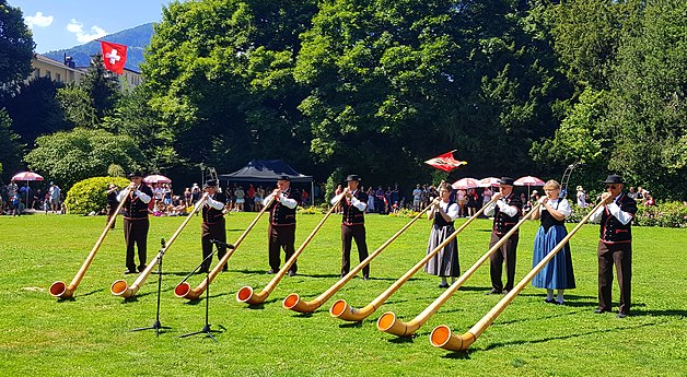 Alphornblowers in Interlaken