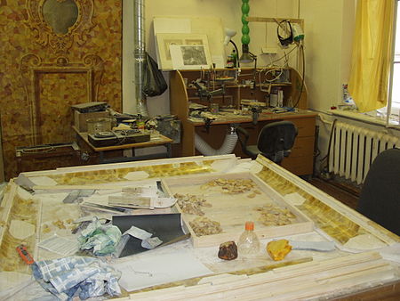 ไฟล์:Amber Room Reconstruction-Workshop.JPG