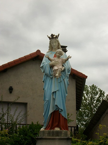 File:Antichan-de-Frontignes statue vierge enfant.jpg