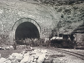 Construction du tunnel ferroviaire d'Arlberg, 1882.