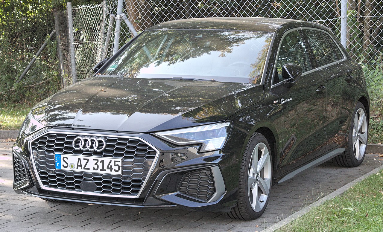 AUDI A3 8Y (2020-) 