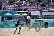 Deutsch: Beachvolleyball bei den Olympischen Jugendspielen 2018; Tag 11, 17. Oktober 2018; Jungen, Spiel um Platz 3 – Argentinien-Ungarn 2:0 (21–15/21–15) English: Beach volleyball at the 2018 Summer Youth Olympics at 17 October 2018 – Bronze Medal Match – Argentina-Hungary 2:0 (21–15/21–15)