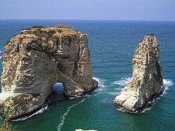 A Grotte aux Pigeons cikk illusztráló képe