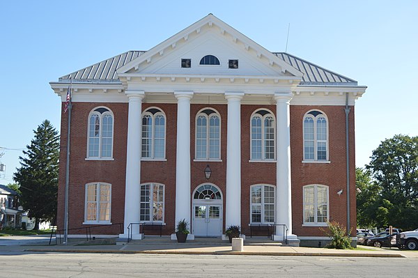 Brown County Courthouse in Mount Sterling