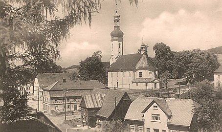 Kostel na historickém snímku