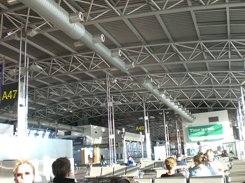 File:Brussels Airport Pier A.JPG